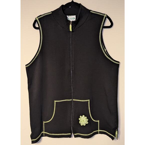 The Quacker Factory Jackets & Blazers - The Quacker Factory XL Lightweight Full Zip Contrast Stitching Vest Flower Patch